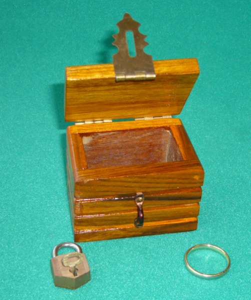 Ring Box (Ringbox, Pirates Box)